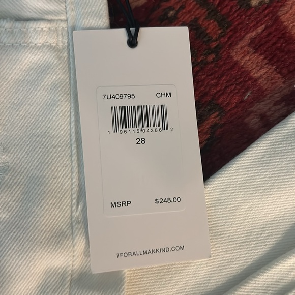 NEW 7 For All Mankind Easy Straight Ankle white crop jeans with embroidery - Picture 6 of 13